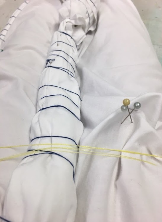 knee pins
